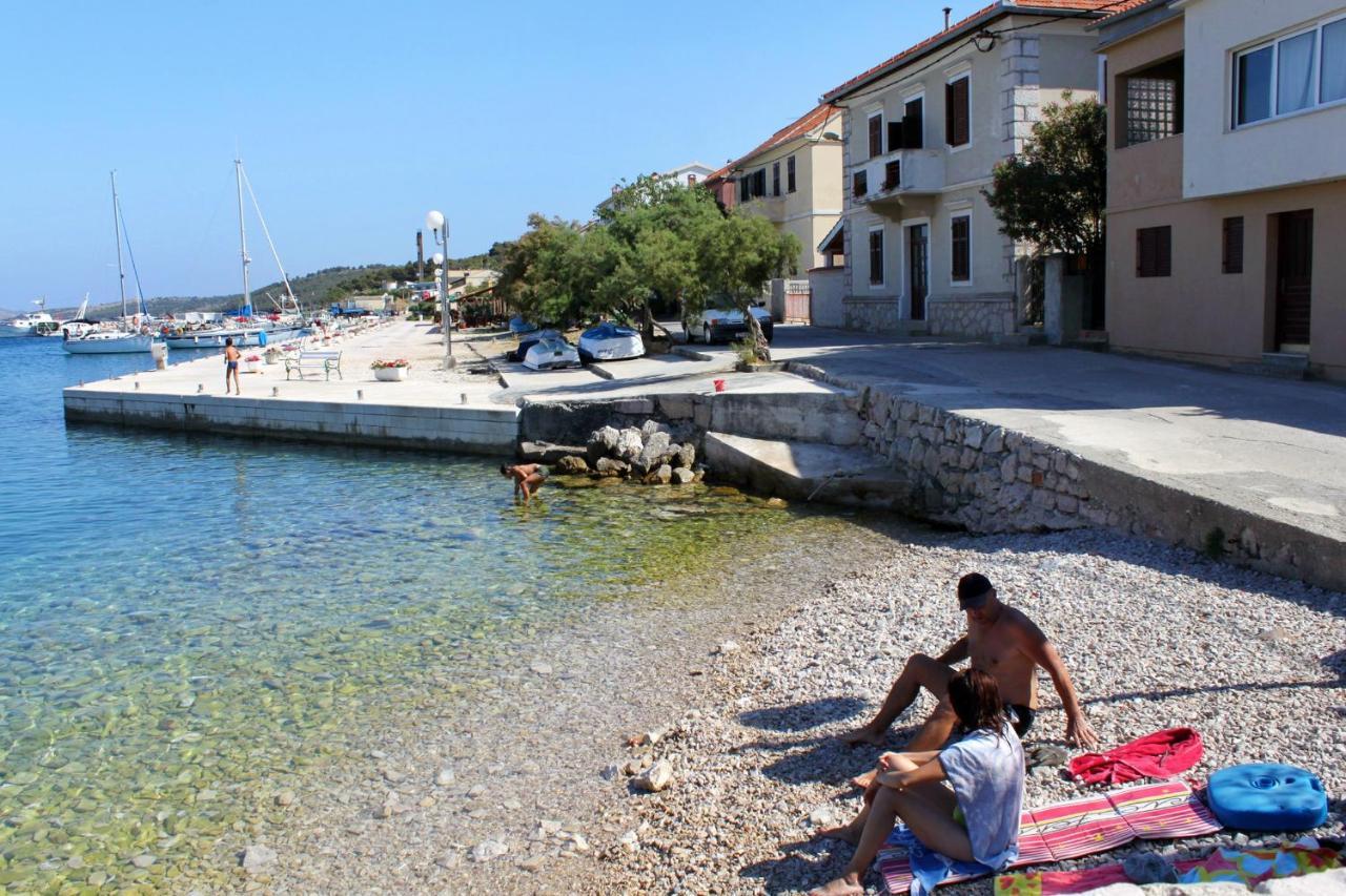 Apartments With A Parking Space Sali, Dugi Otok - 8136 外观 照片