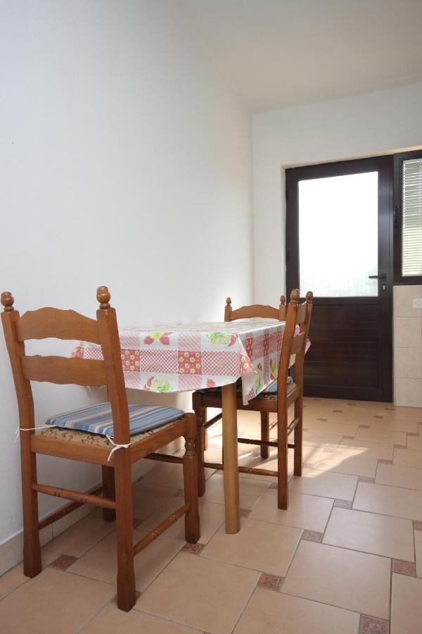 Apartments With A Parking Space Sali, Dugi Otok - 8136 外观 照片