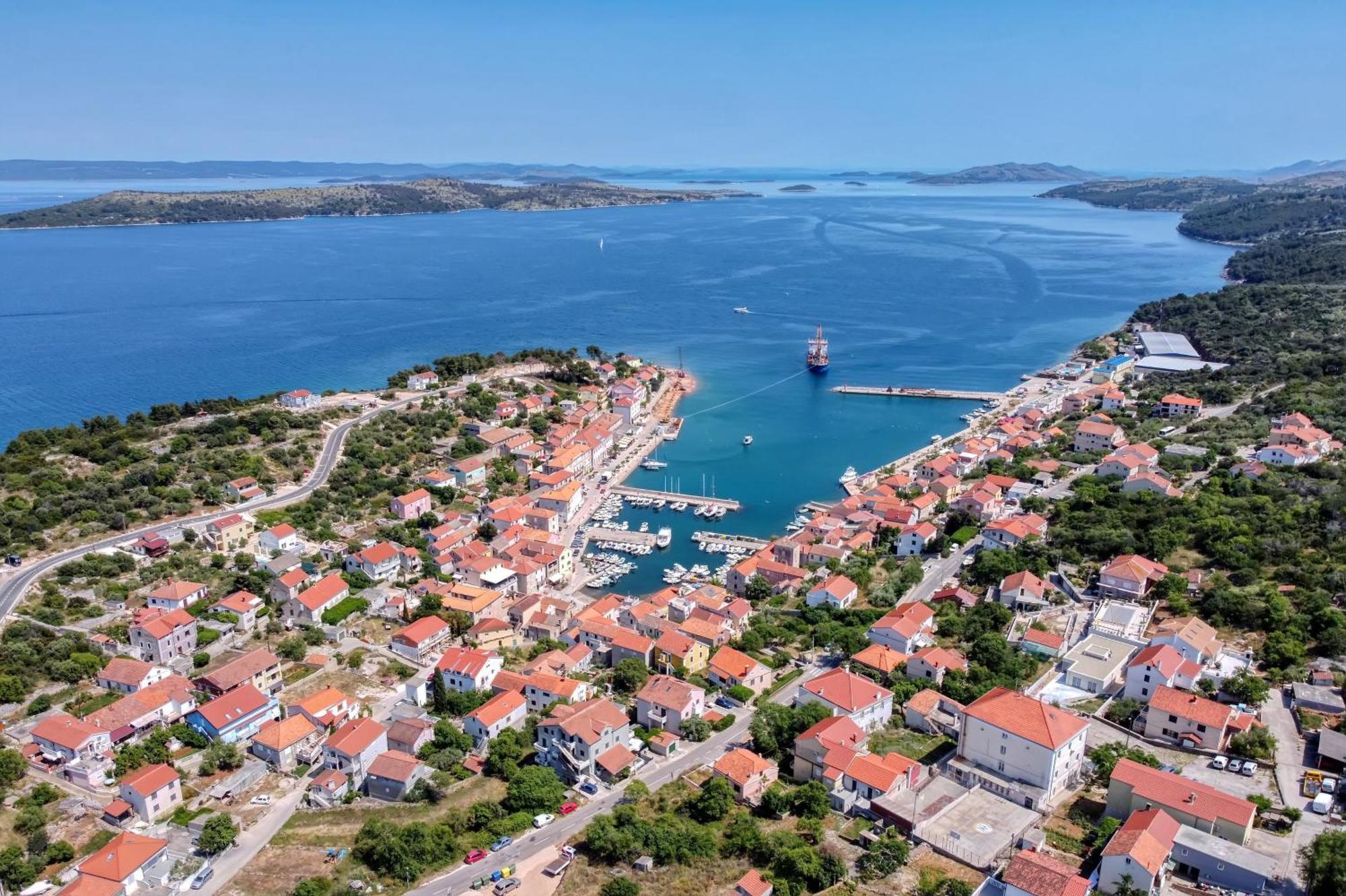 Apartments With A Parking Space Sali, Dugi Otok - 8136 外观 照片